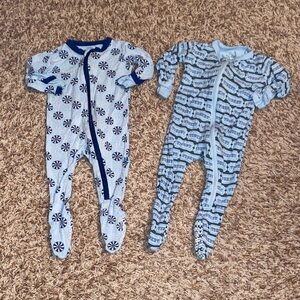 Set of 2 KicKee Pants footies